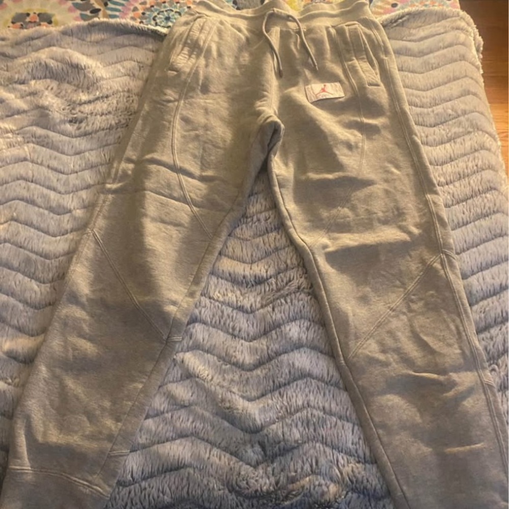 Jordan Gray Sweatpants Relaxed Fit Joggers